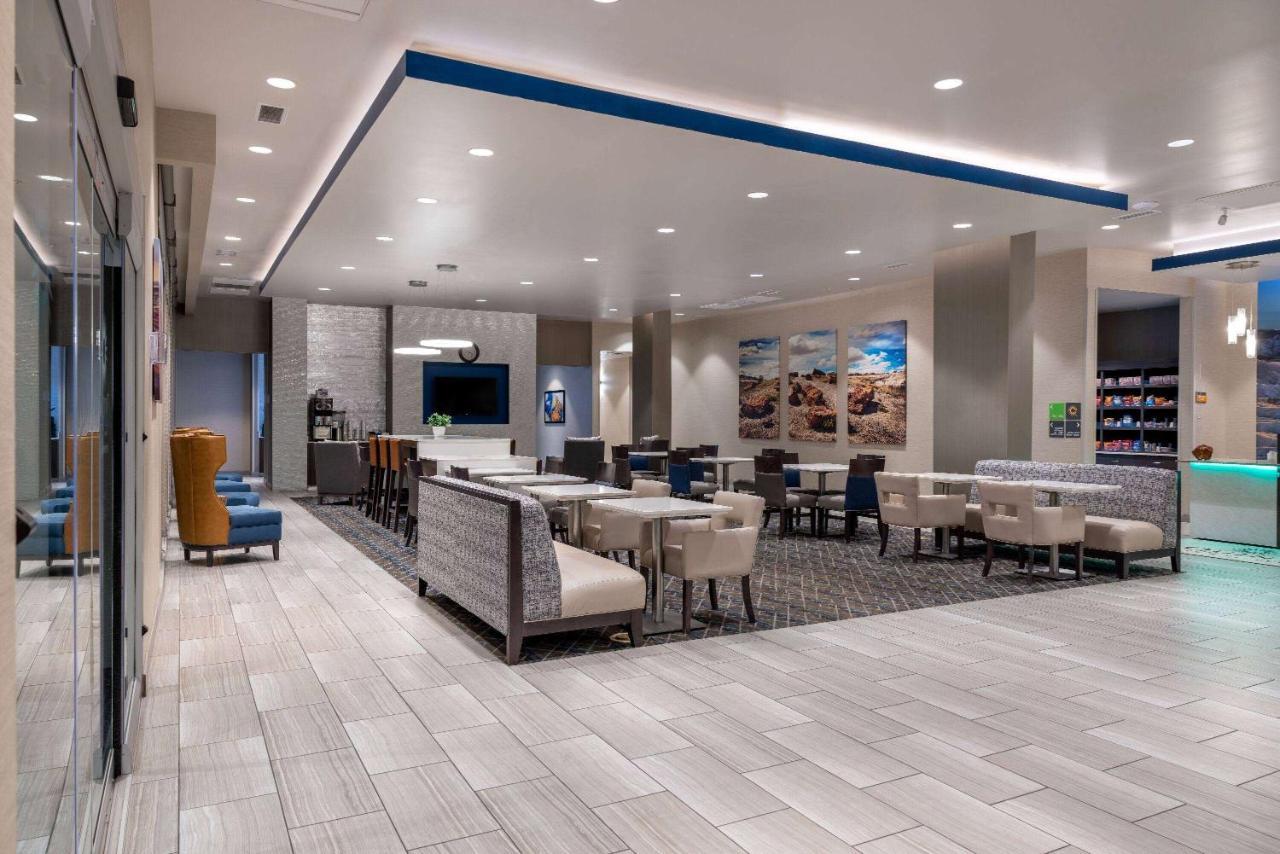 La Quinta Inn & Suites By Wyndham Holbrook Petrified Forest Bagian luar foto